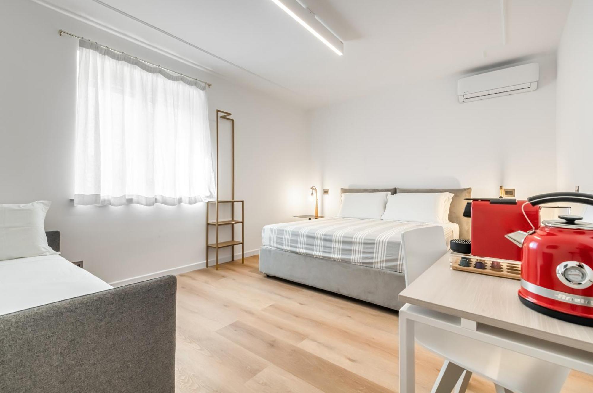 Piazza Indipendenza Loft & Rooms Palermo Eksteriør bilde